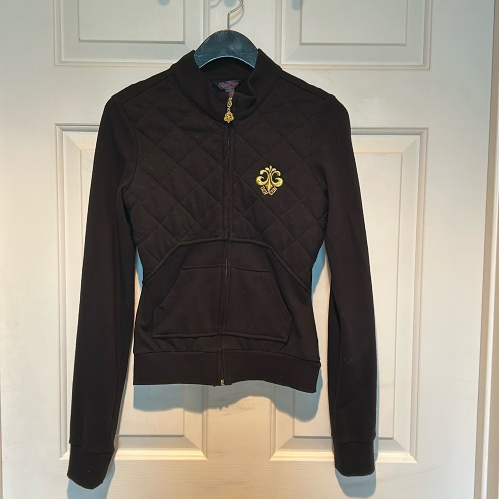 Dereon zip up.